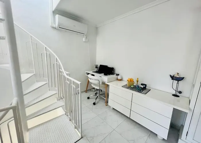 Sunny, South-facing & Welcoming Tatil Evi *