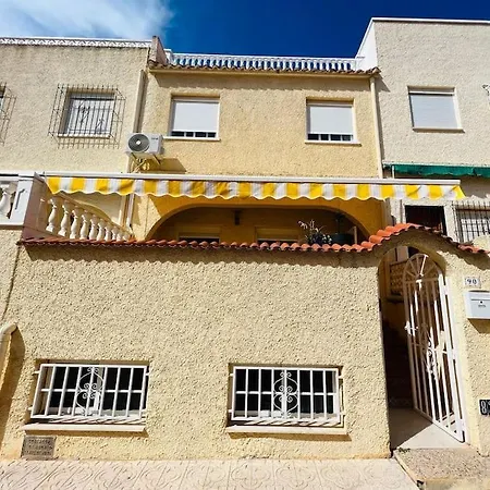 Nyaraló Sunny, South-facing & Welcoming