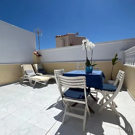 Sunny, South-facing & Welcoming *